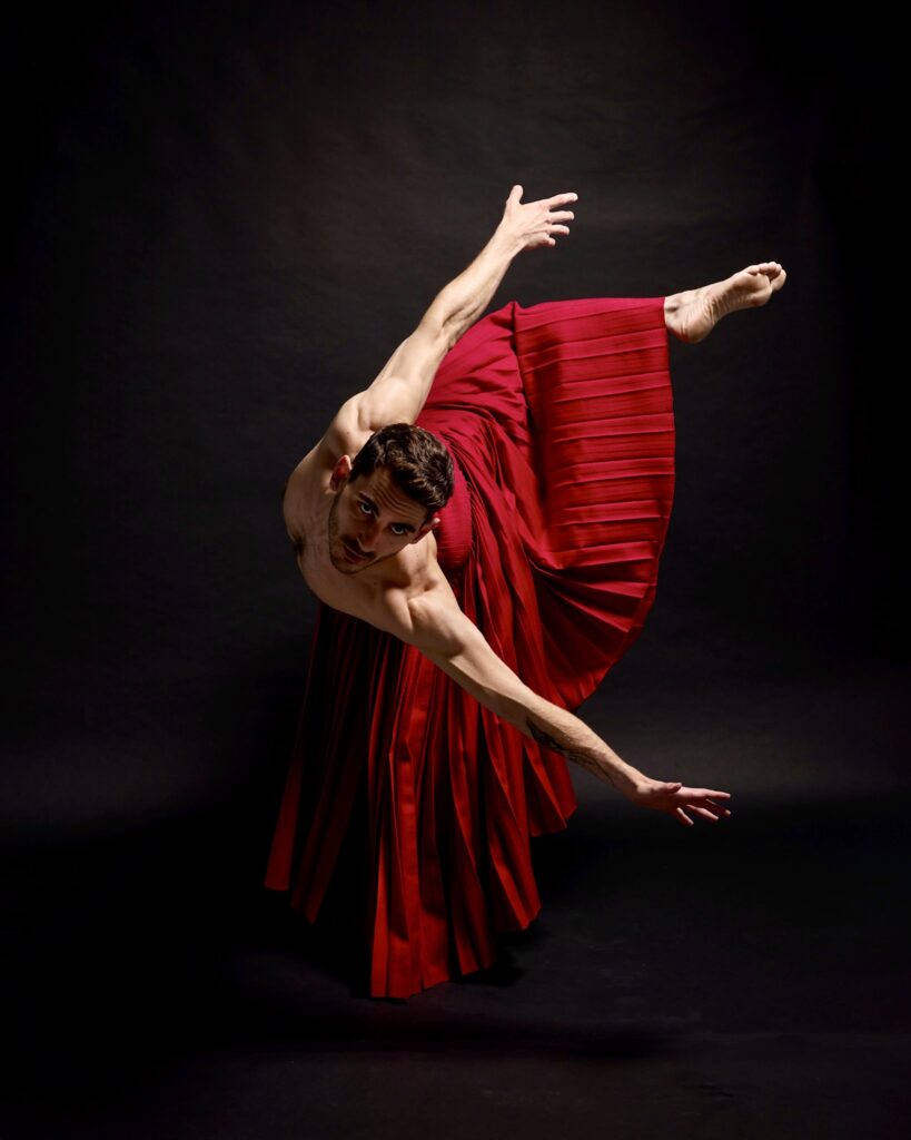 Albert Tardanico Alberto Tardanico captured mid-movement by Filibert Kraxner